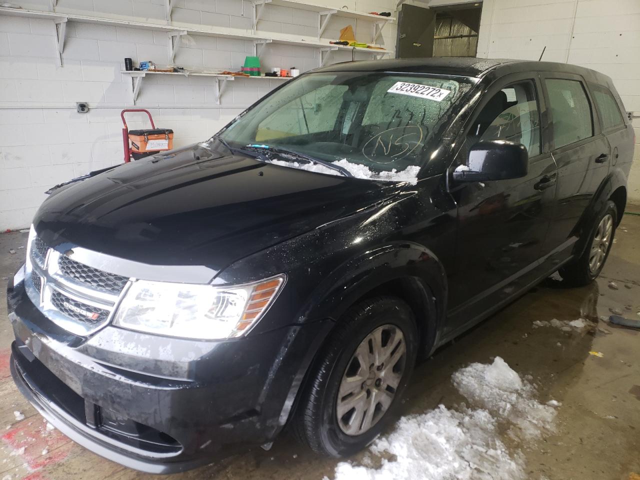 Photo 2 from auction – 2015 DODGE JOURNEY SE with VIN 3C4PDCABXFT518360
