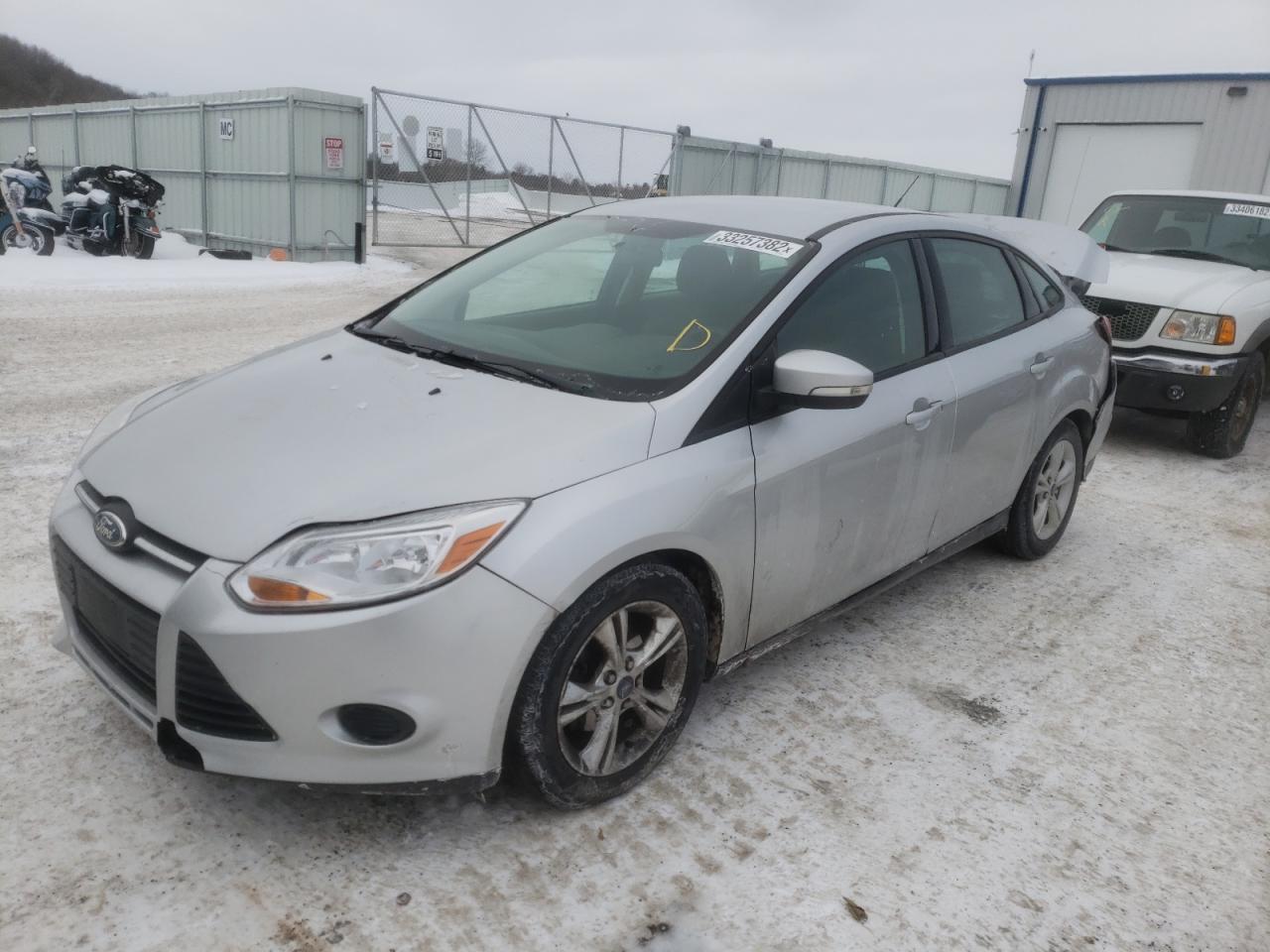 Photo 2 from auction – 2014 FORD FOCUS SE with VIN 1FADP3F28EL204838