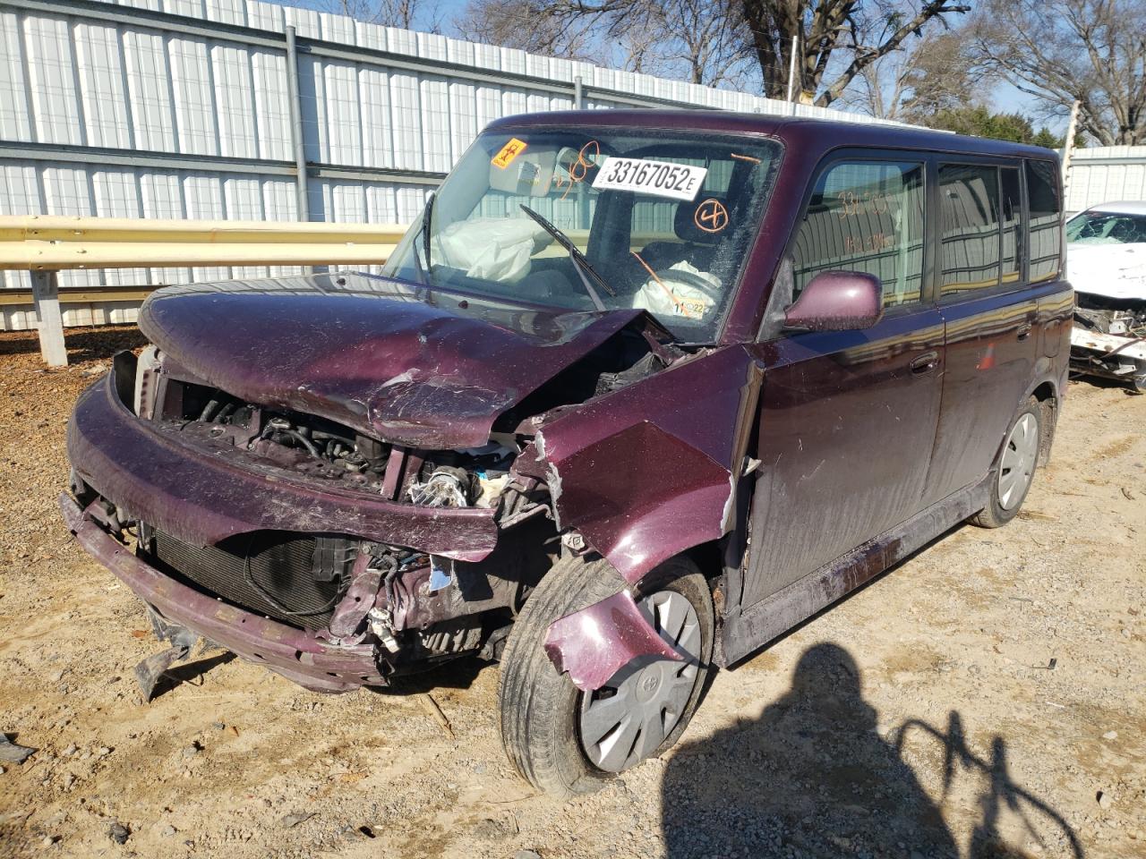 Photo 2 from auction – 2005 TOYOTA SCION XB with VIN JTLKT324150215366