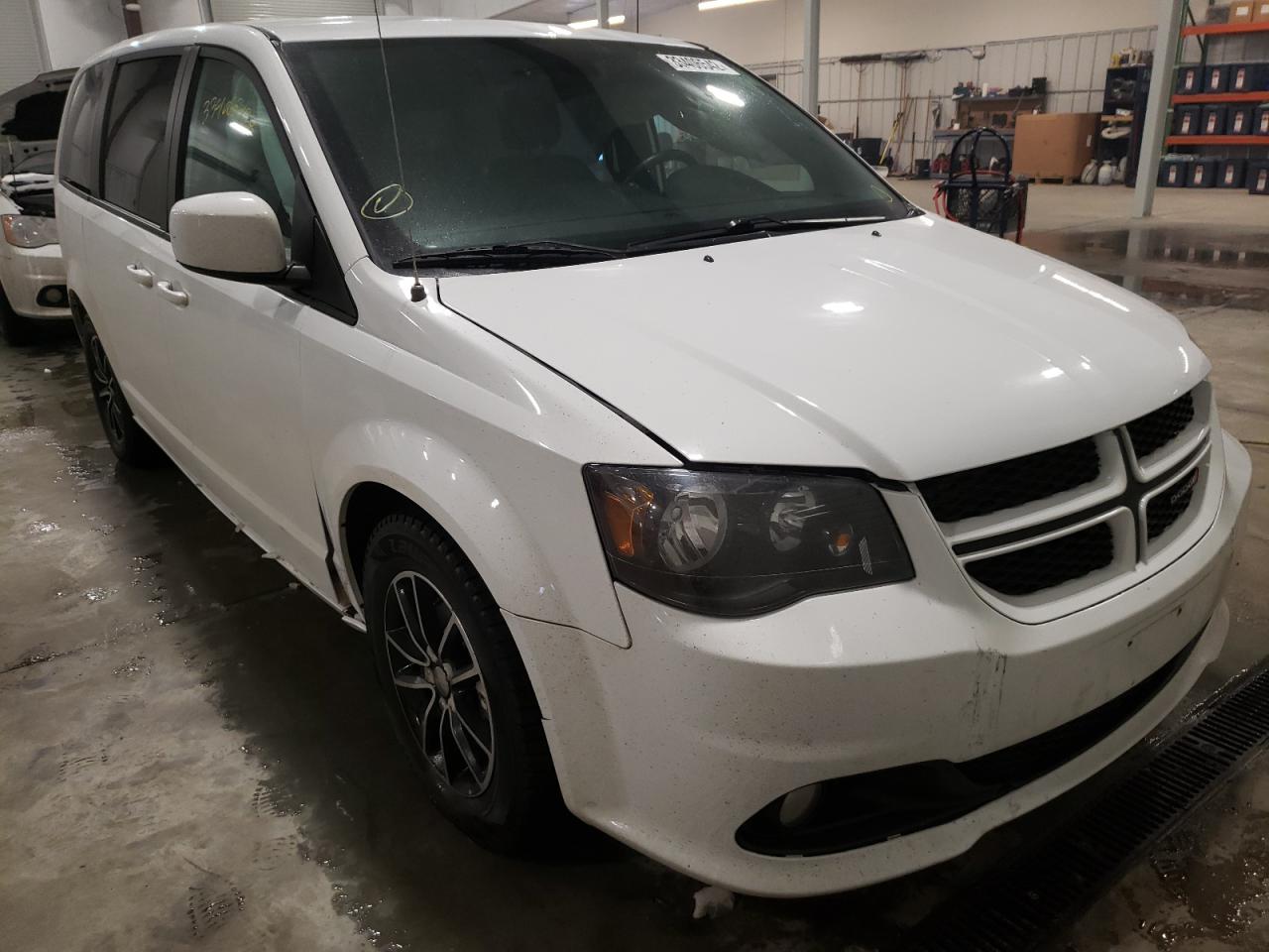 DODGE GRAND CARA 2019 with VIN 2C4RDGEG8KR618993 - Photo from auction