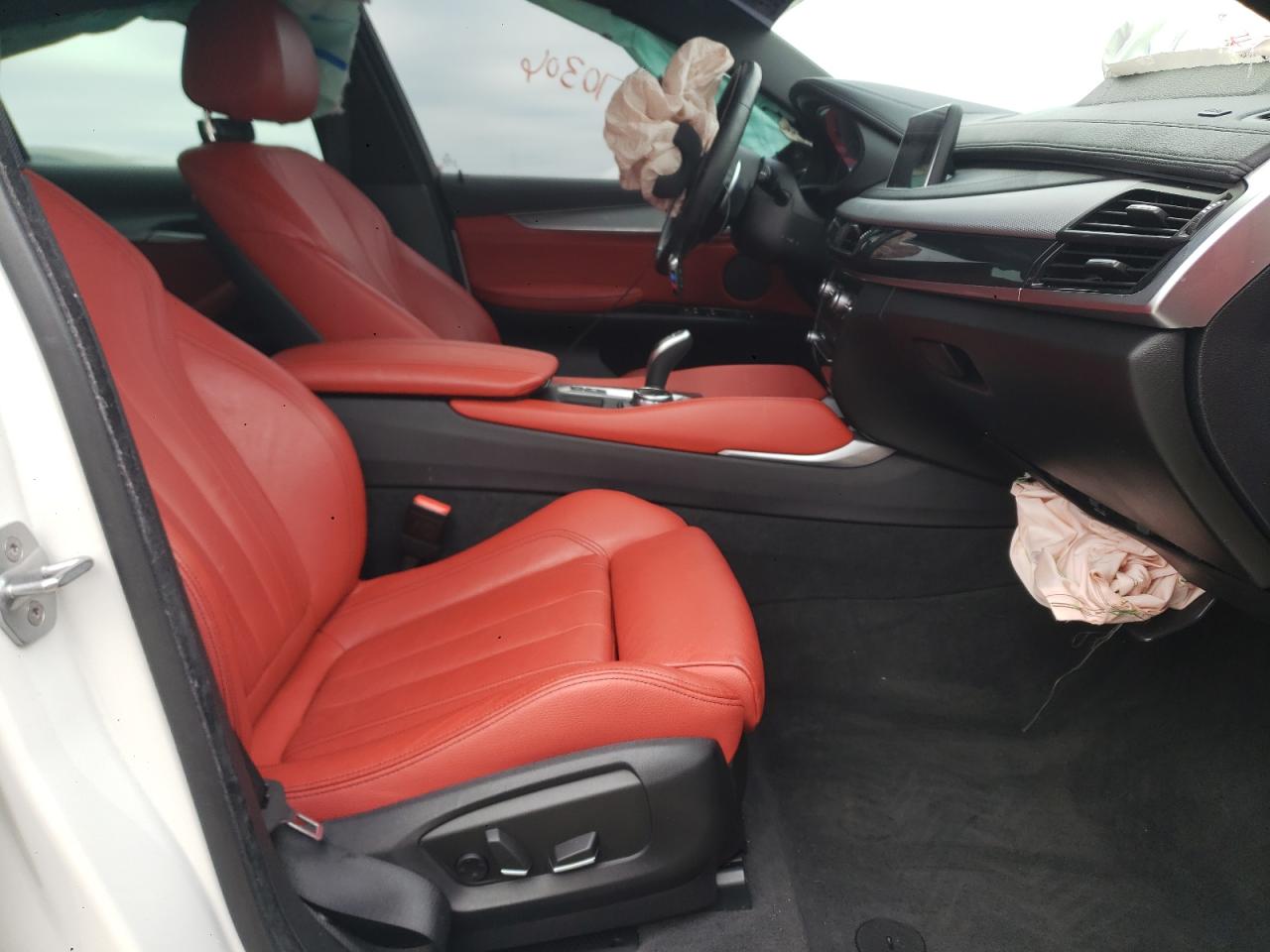 Photo 5 from auction – 2015 BMW X6 XDRIVE3 with VIN 5UXKU2C59F0N77374