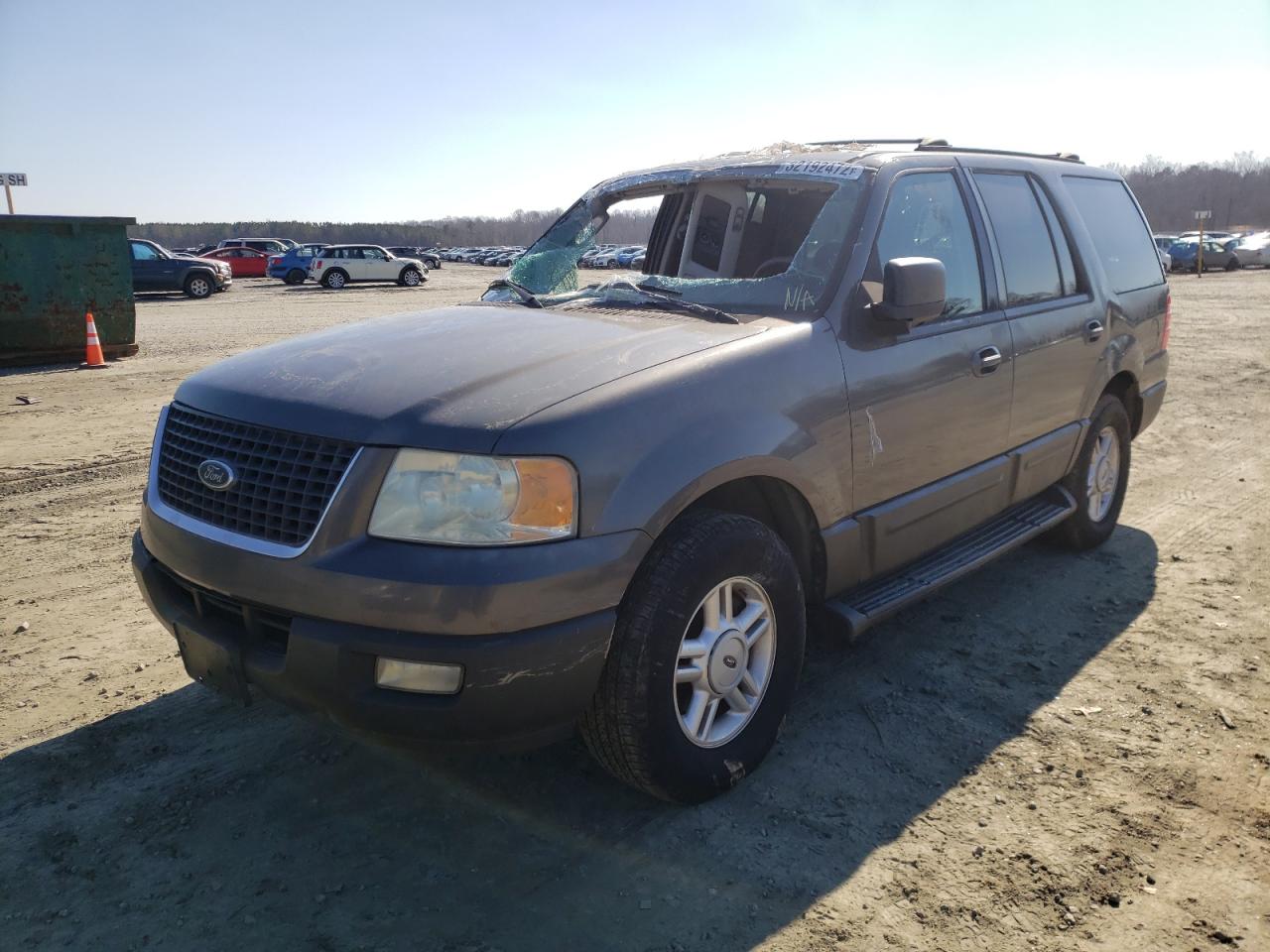 Foto 2 de la subasta – 2004 FORD EXPEDITION con VIN 1FMPU15L44LA96128
