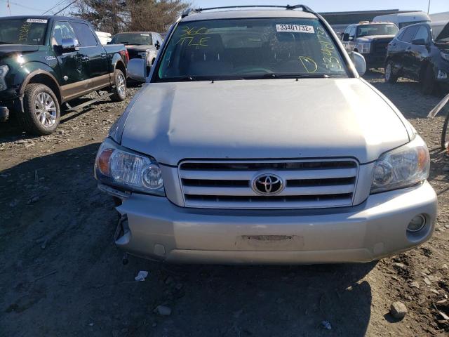 Photo 9 from auction – 2004 TOYOTA HIGHLANDER with VIN JTEEP21A840014069