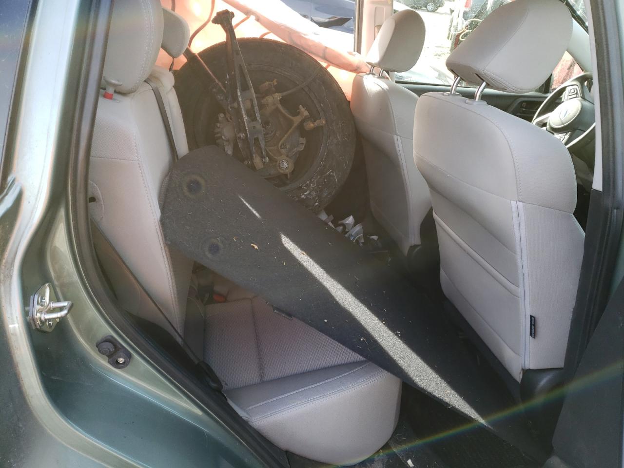 Photo 6 from auction – 2017 SUBARU FORESTER 2 with VIN JF2SJAGCXHH429978
