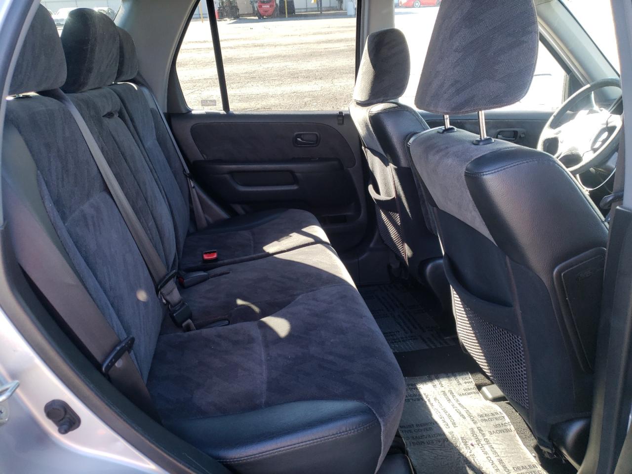 Photo 6 from auction – 2003 HONDA CR-V EX with VIN JHLRD78813C035232
