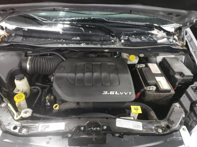 Photo 7 from auction – 2014 CHRYSLER TOWN & COU with VIN 2C4RC1BG9ER271778