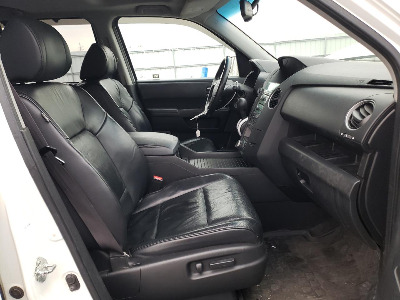 Photo 5 from auction – 2011 HONDA PILOT TOUR with VIN 5FNYF4H99BB048712