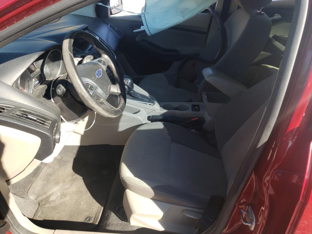 Photo 5 from auction – 2013 FORD FOCUS SE with VIN 1FADP3F29DL220996