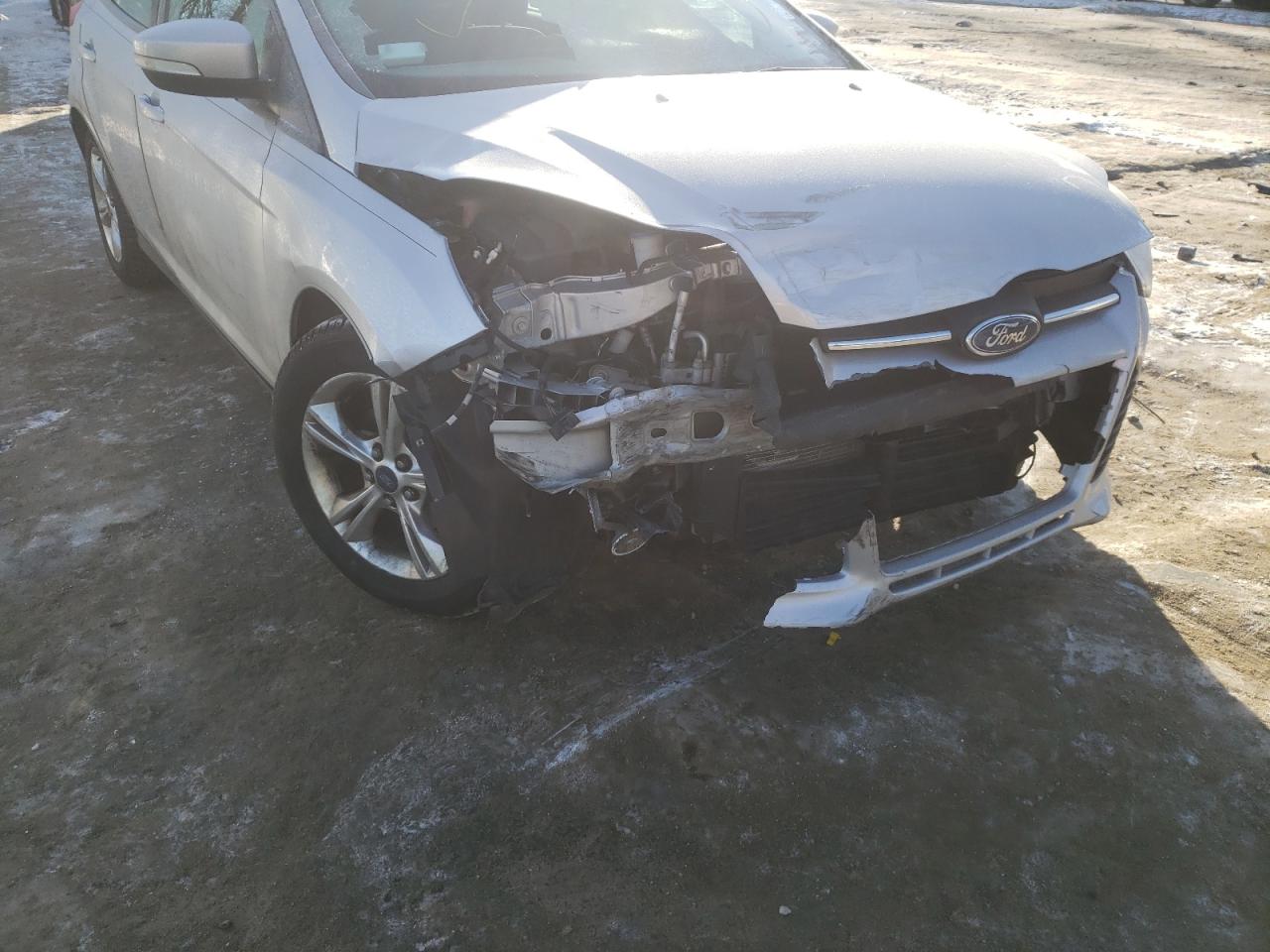 Photo 9 from auction – 2014 FORD FOCUS SE with VIN 1FADP3K28EL377488