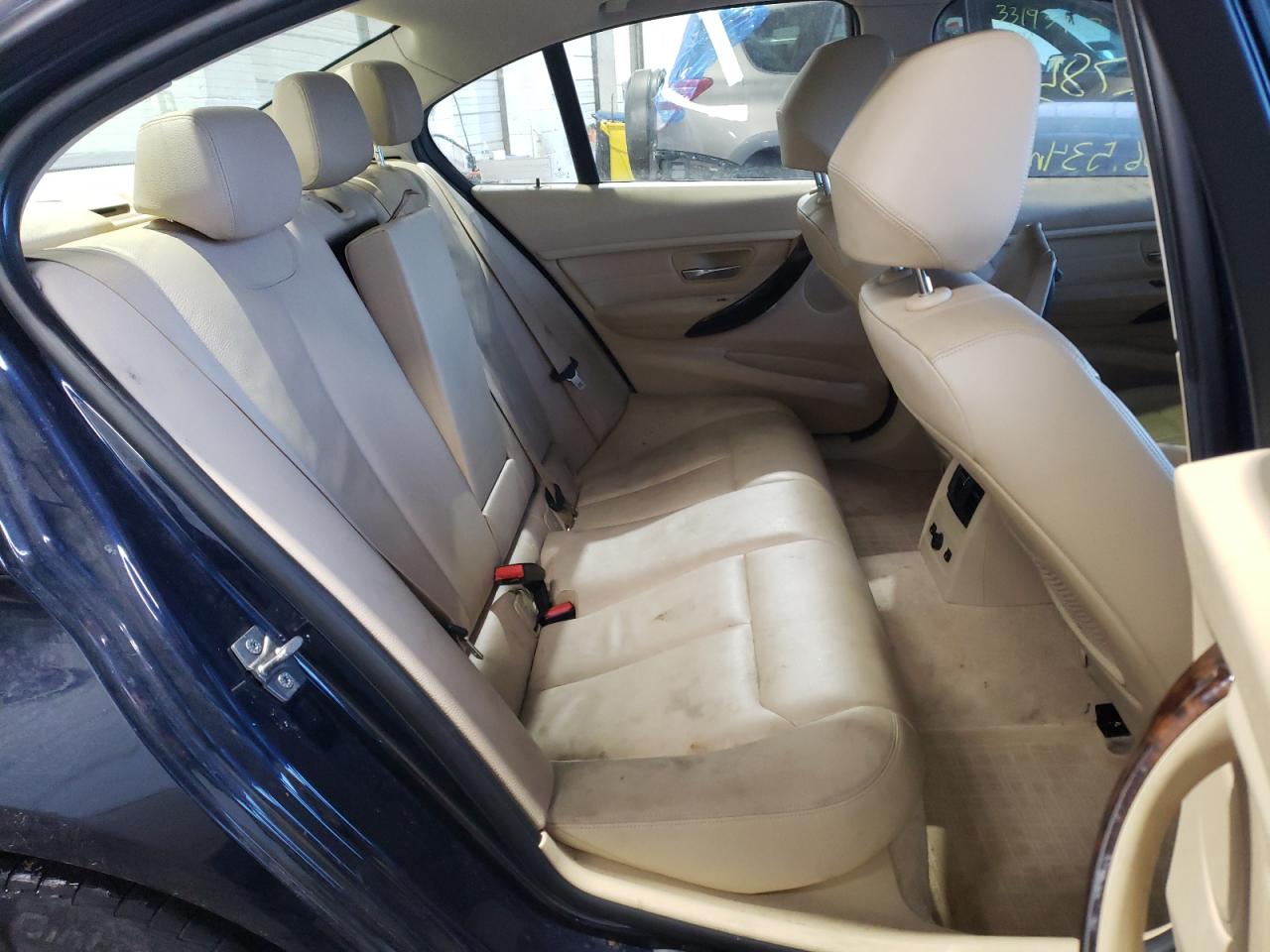 Photo 6 from auction – 2013 BMW 328 XI with VIN WBA3B3C57DF540655