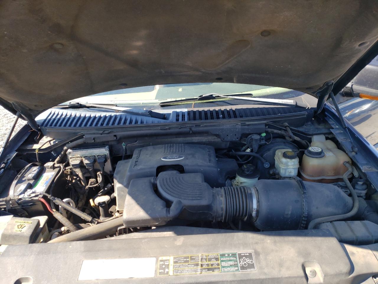 Фото 7 с аукциона – 2004 FORD EXPEDITION с VIN 1FMPU17L24LB38552