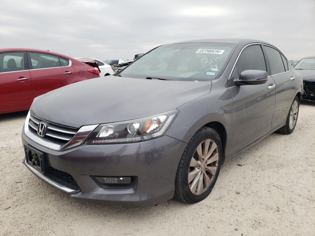 Photo 2 from auction – 2015 HONDA ACCORD EXL with VIN 1HGCR2F84FA012250