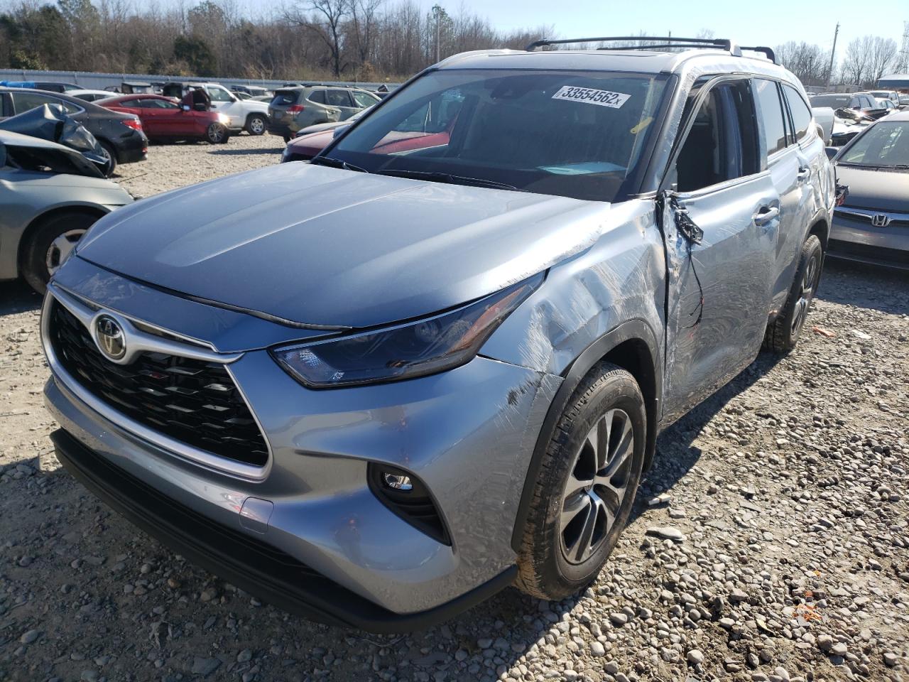 Photo 2 from auction – 2022 TOYOTA HIGHLANDER with VIN 5TDHZRBH9NS183452