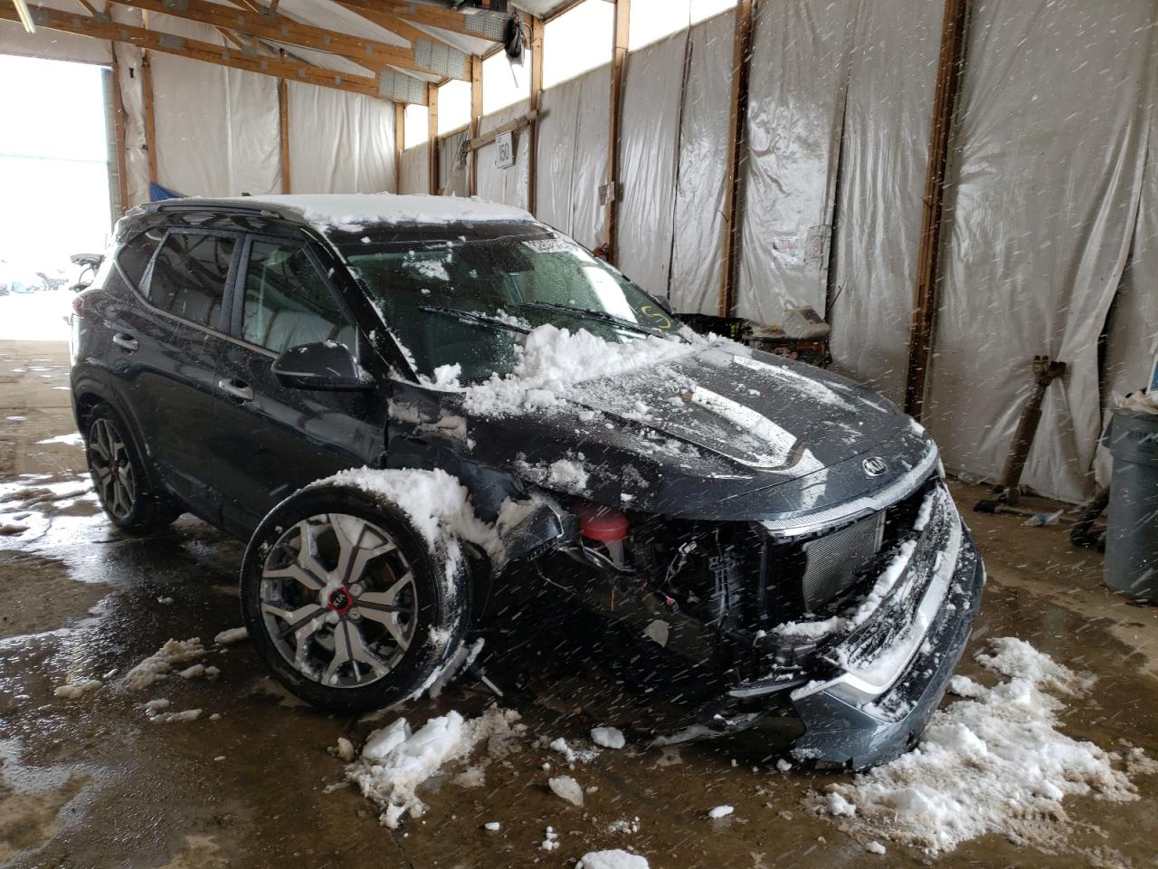 Photo 1 from auction – 2021 KIA SELTOS SX with VIN KNDETCA26M7178037