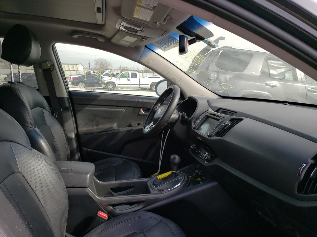 Photo 5 from auction – 2011 KIA SPORTAGE E with VIN KNDPC3A68B7149454