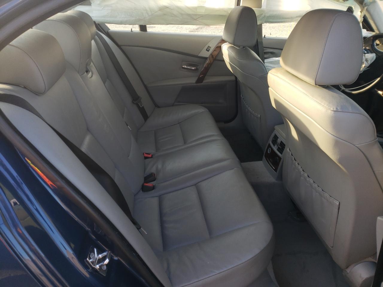 Photo 6 from auction – 2007 BMW 525 I with VIN WBANE53597CY05786