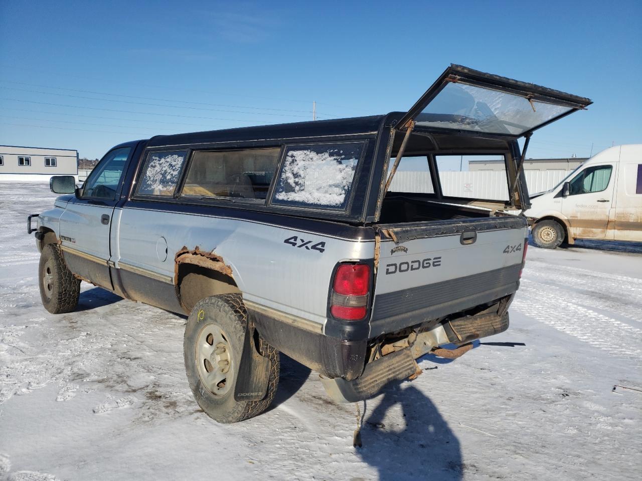 Photo 3 from auction – 1997 DODGE RAM 1500 with VIN 1B7HF16Z9VJ596434