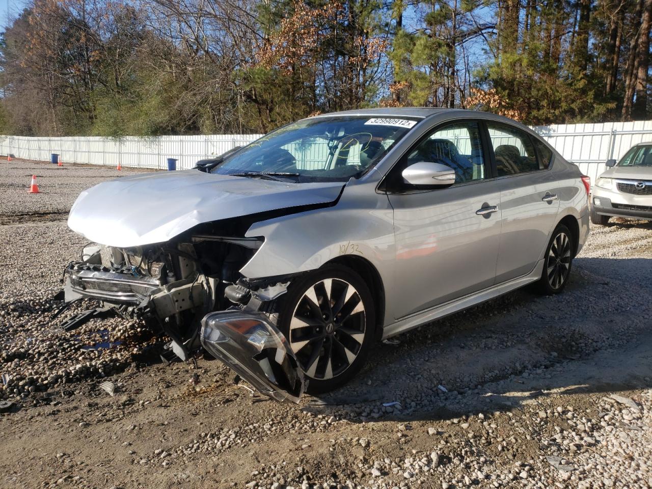 Photo 2 from auction – 2017 NISSAN SENTRA SR with VIN 3N1CB7AP0HY206547