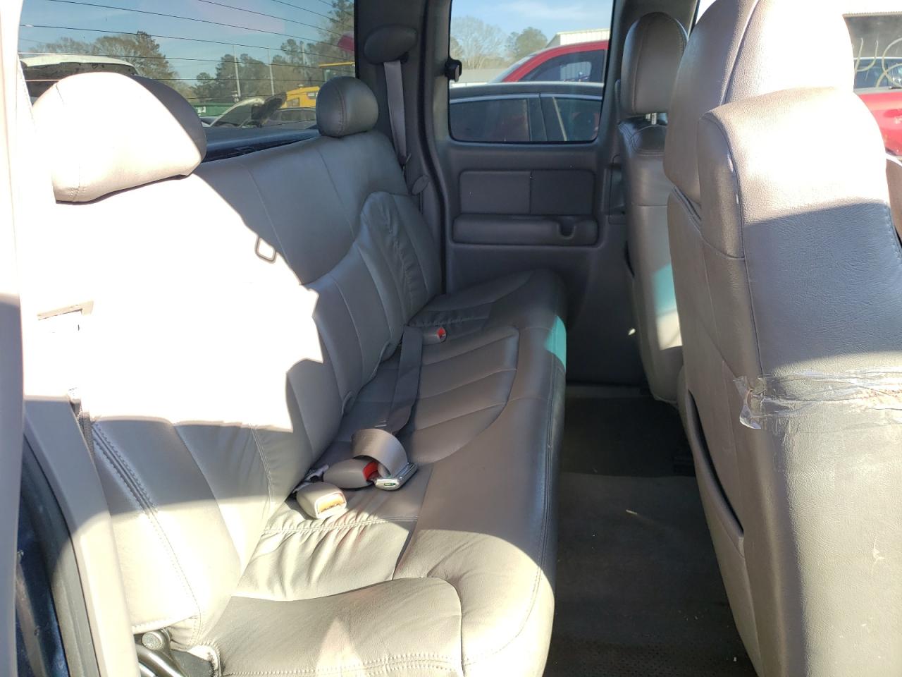 Photo 6 from auction – 2001 CHEVROLET SILVERADO with VIN 2GCEC19T511168318