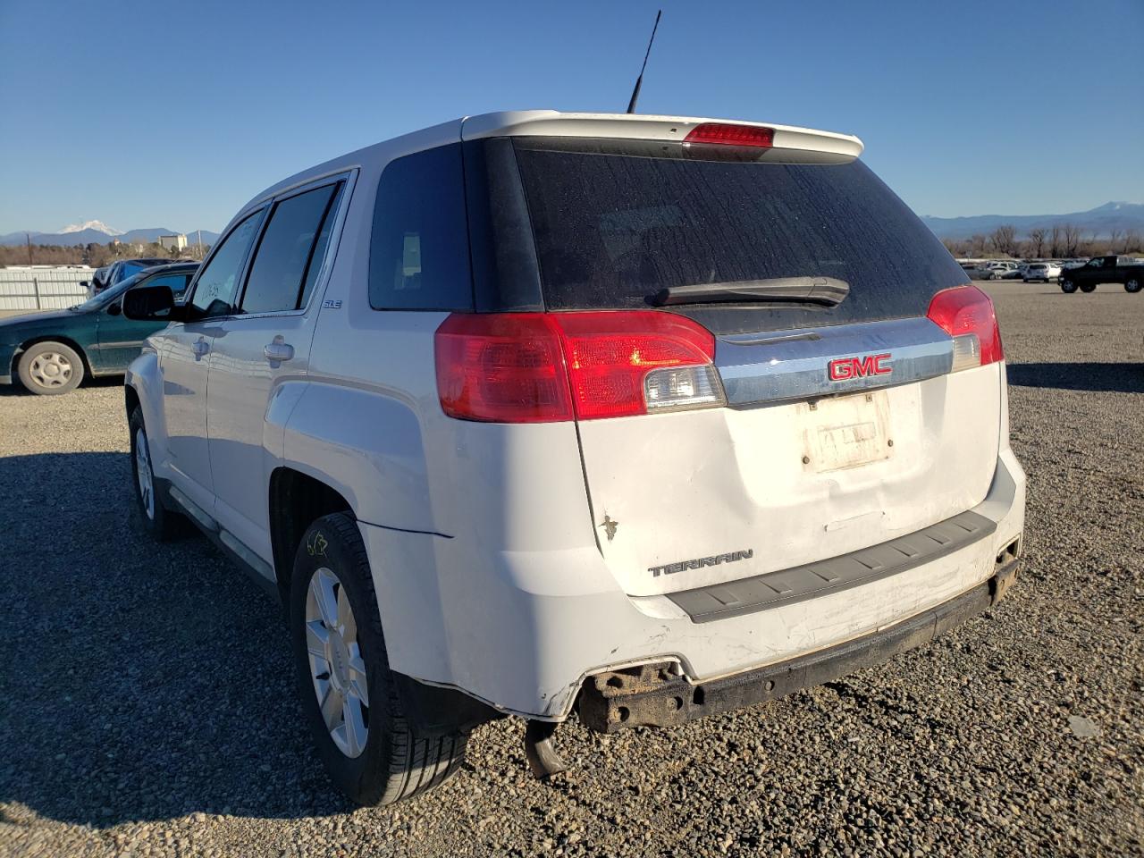 Photo 3 from auction – 2011 GMC TERRAIN SL with VIN 2CTALMEC3B6461732