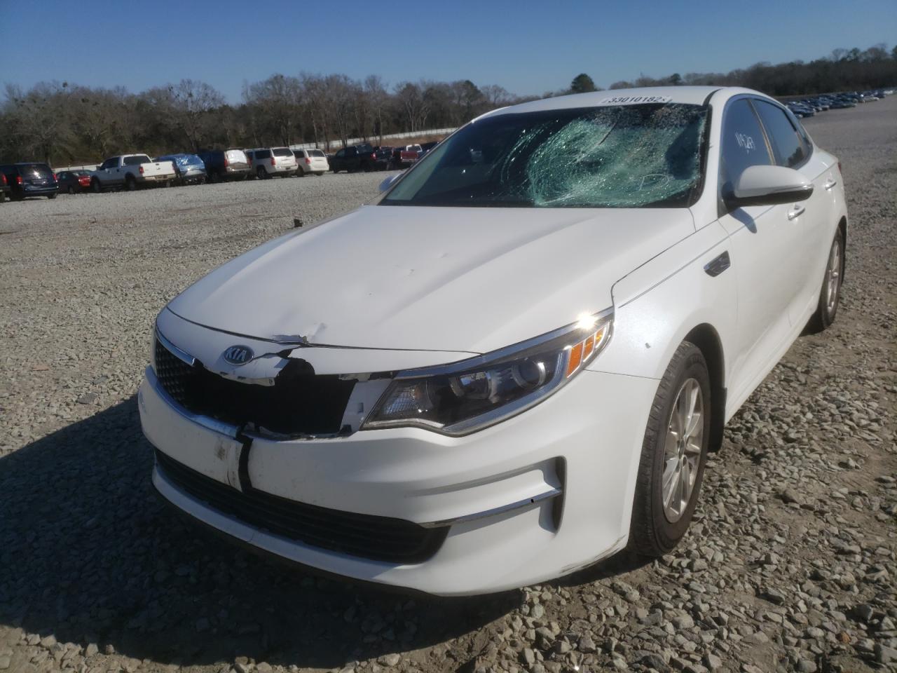 Photo 9 from auction – 2016 KIA OPTIMA LX with VIN 5XXGT4L36GG049196