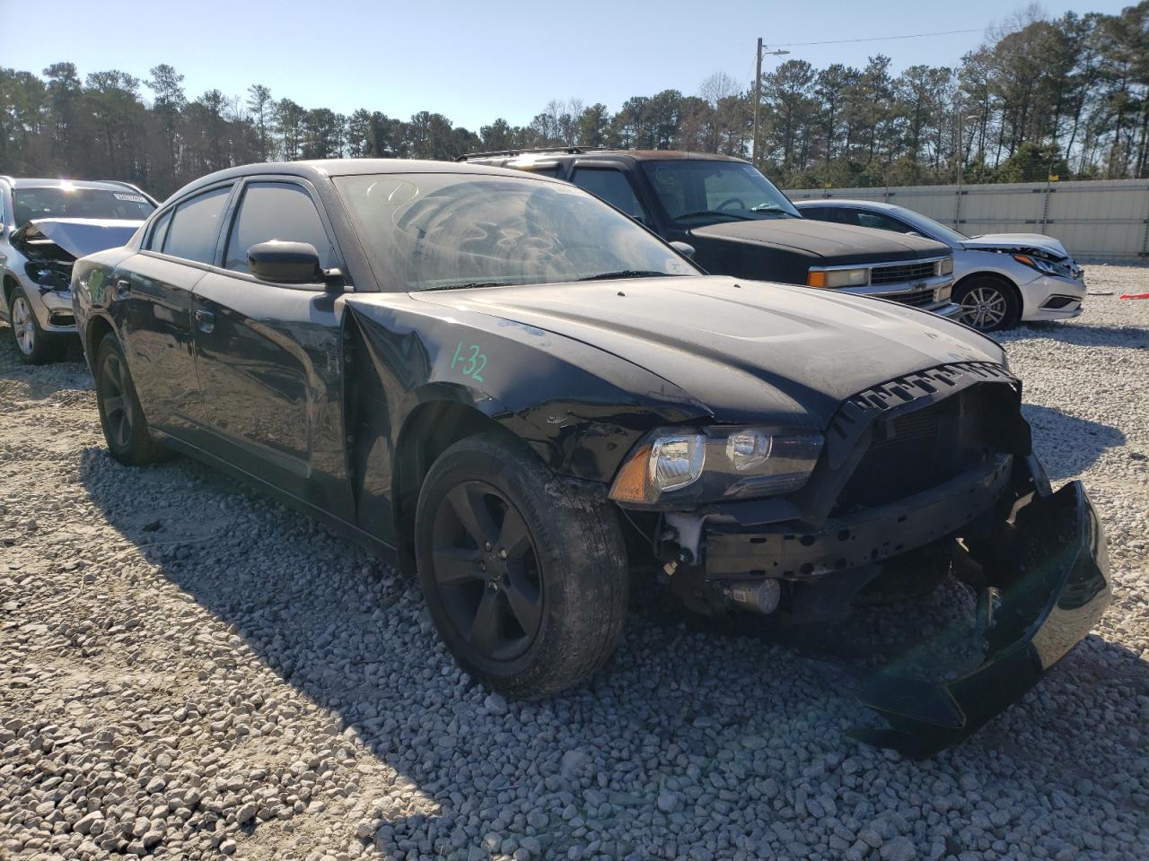 DODGE CHARGER 2014 with VIN 2C3CDXBG4EH346256 - Photo from auction