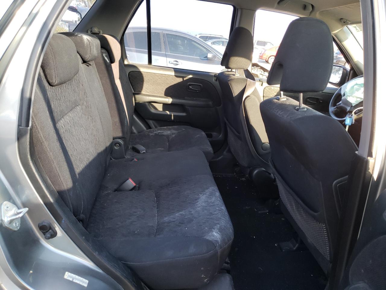 Photo 6 from auction – 2005 HONDA CR-V LX with VIN JHLRD68555C019537