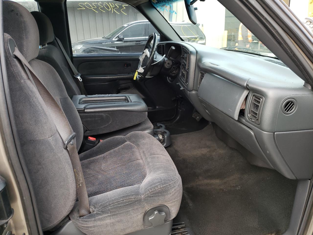 Photo 5 from auction – 2002 CHEVROLET SILVERADO with VIN 2GCEC19T921168016