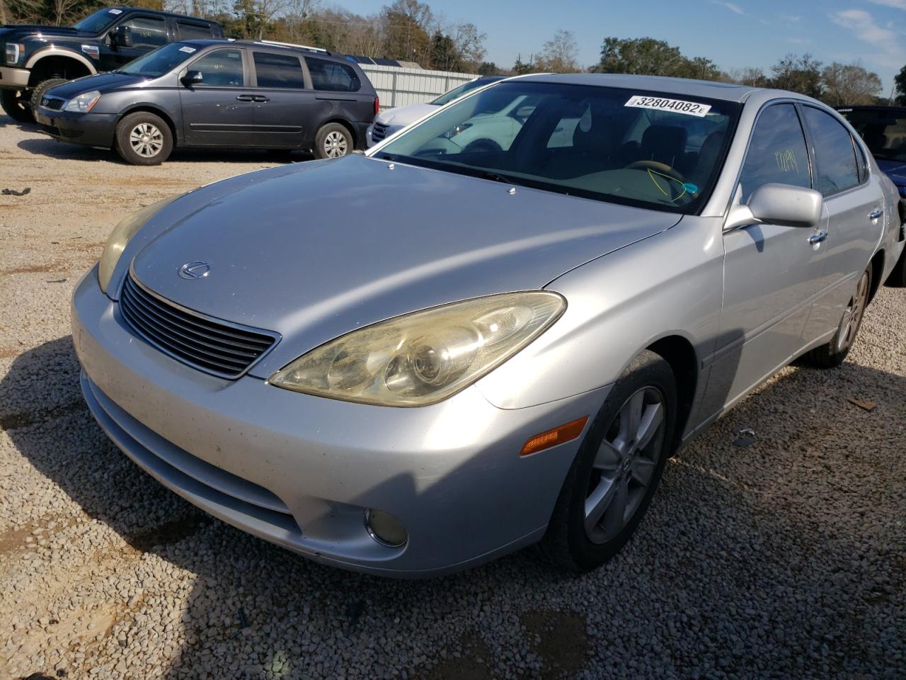 Photo 2 from auction – 2005 LEXUS ES 330 with VIN JTHBA30G755110203
