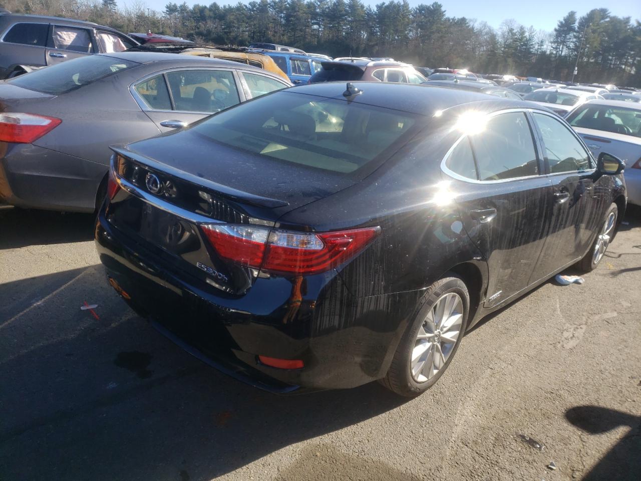 Photo 4 from auction – 2014 LEXUS ES 300H with VIN JTHBW1GGXE2074830