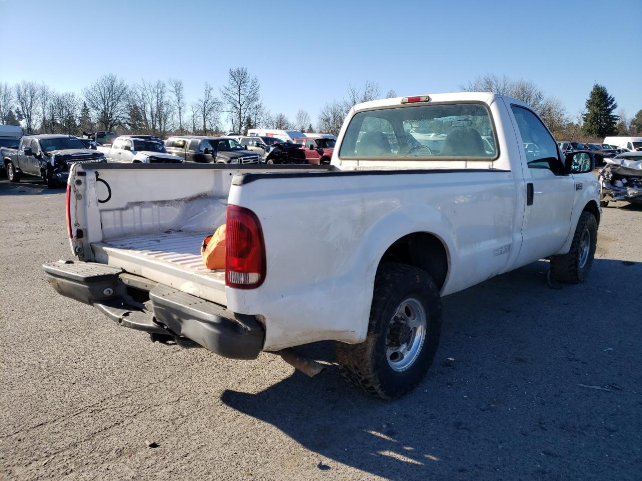 Photo 4 from auction – 1999 FORD F250 SUPER with VIN 1FTNF20LXXEE57440