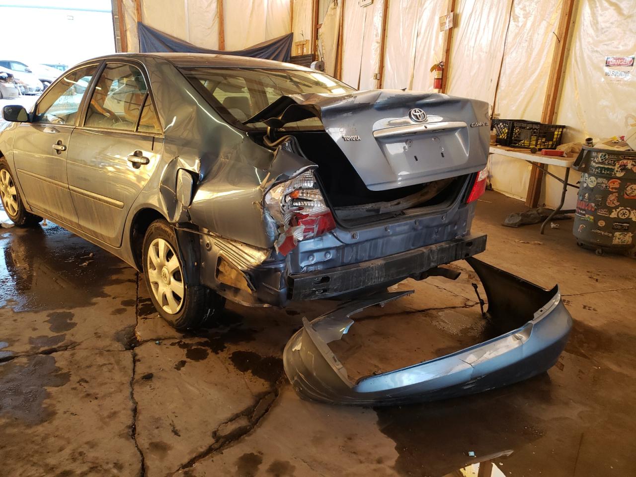 Photo 3 from auction – 2003 TOYOTA CAMRY LE with VIN 4T1BE32K23U184053