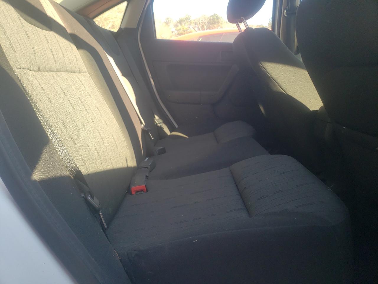 Photo 6 from auction – 2008 FORD FOCUS SE with VIN 1FAHP35N98W108877