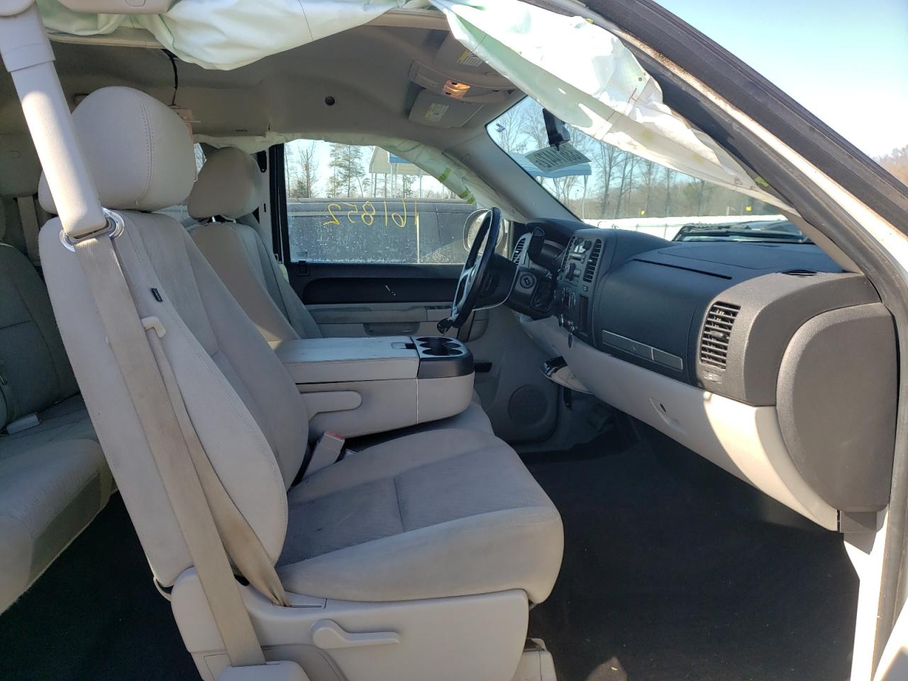 Photo 5 from auction – 2011 CHEVROLET SILVERADO with VIN 1GCRKSE30BZ105166