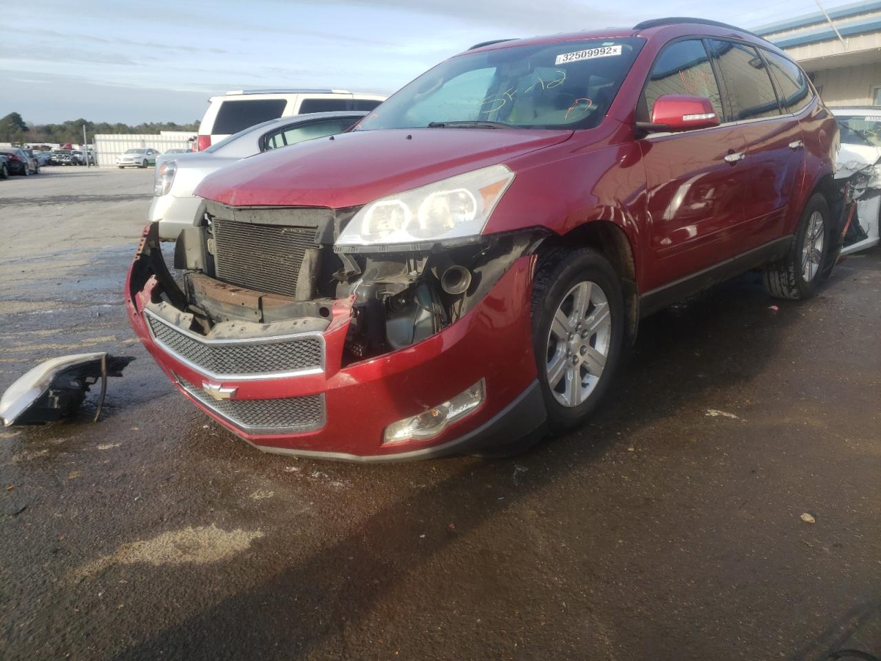 Photo 2 from auction – 2012 CHEVROLET TRAVERSE L with VIN 1GNKRGED4CJ172105