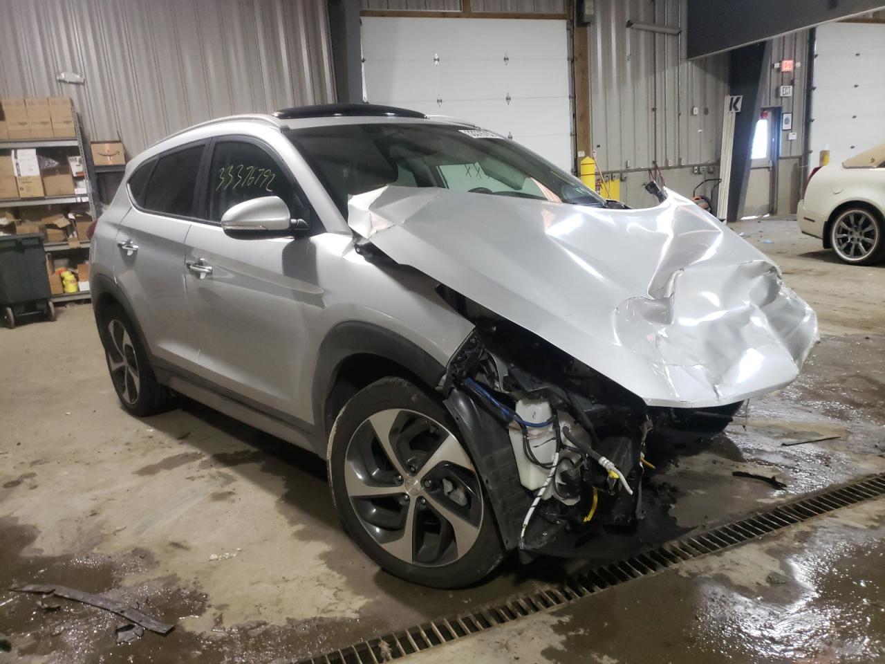 HYUNDAI TUCSON LIM 2017 with VIN KM8J3CA23HU494822 - Photo from auction