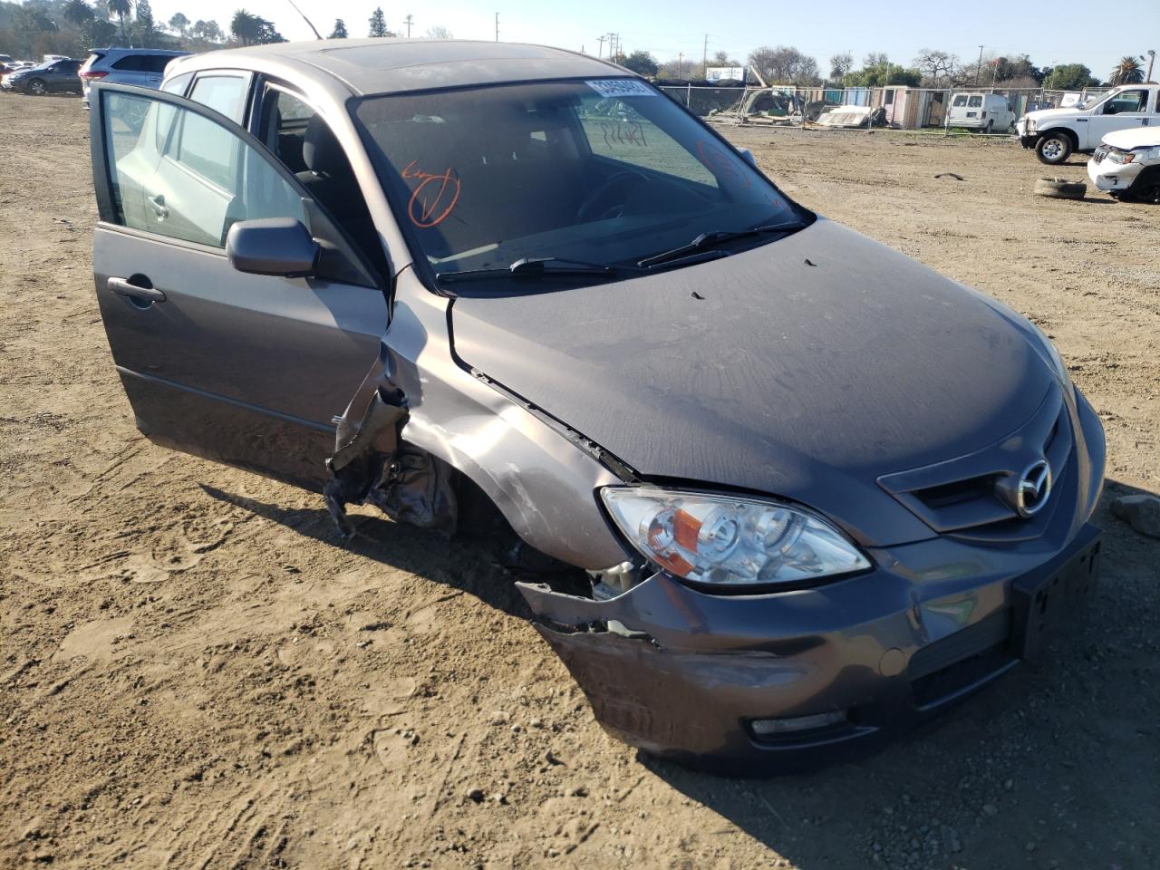 MAZDA 3 HATCHBAC 2007 with VIN JM1BK344671742330 - Photo from auction