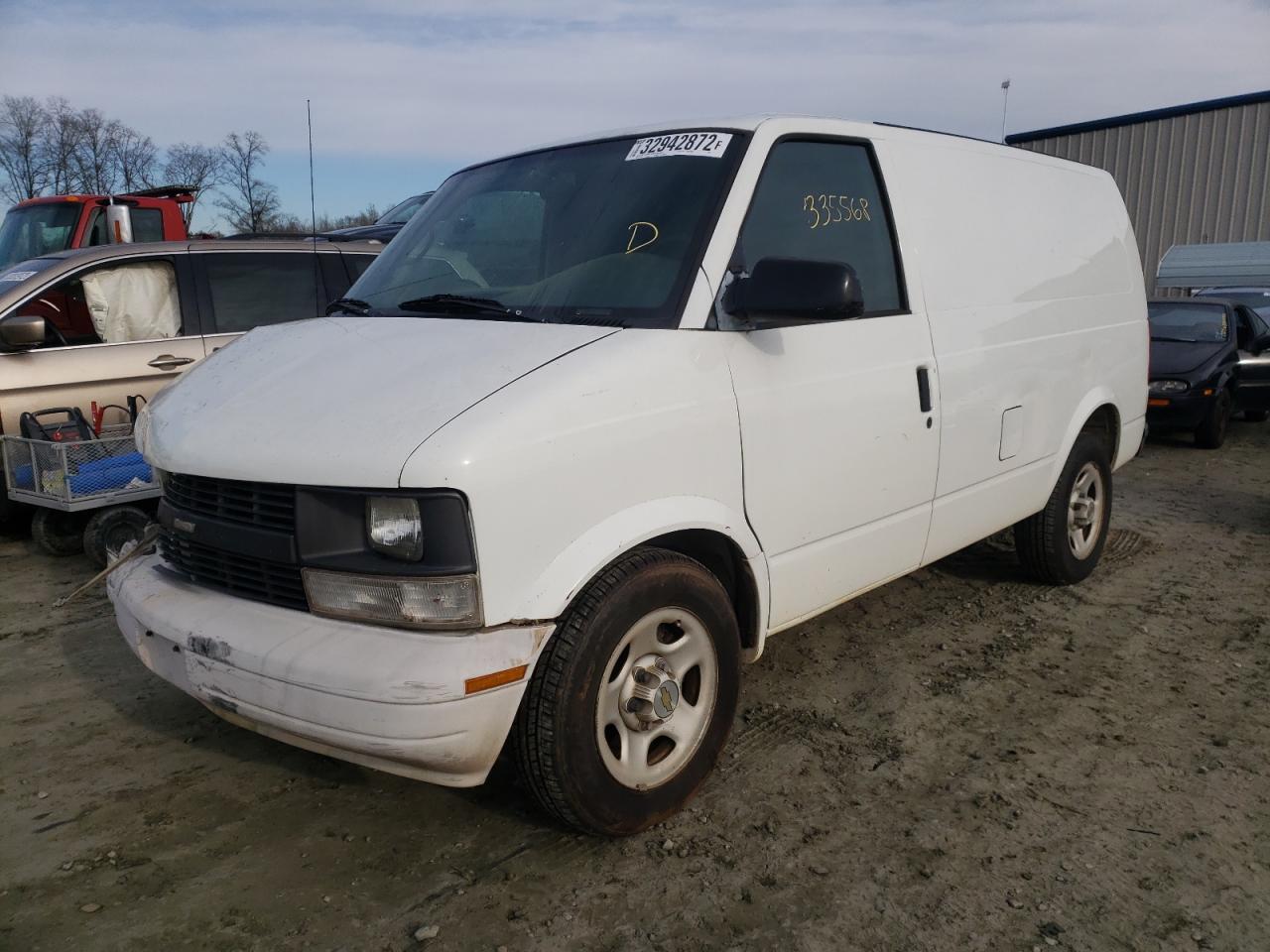 Photo 2 from auction – 2003 CHEVROLET ASTRO with VIN 1GCDM19X53B147211