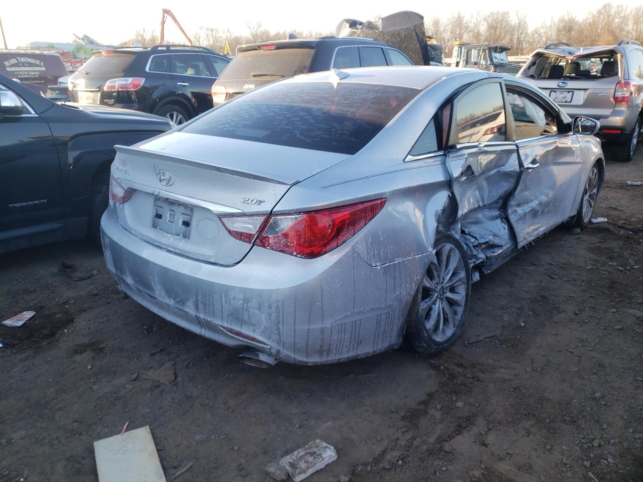 Photo 4 from auction – 2012 HYUNDAI SONATA SE with VIN 5NPEC4AB2CH455203