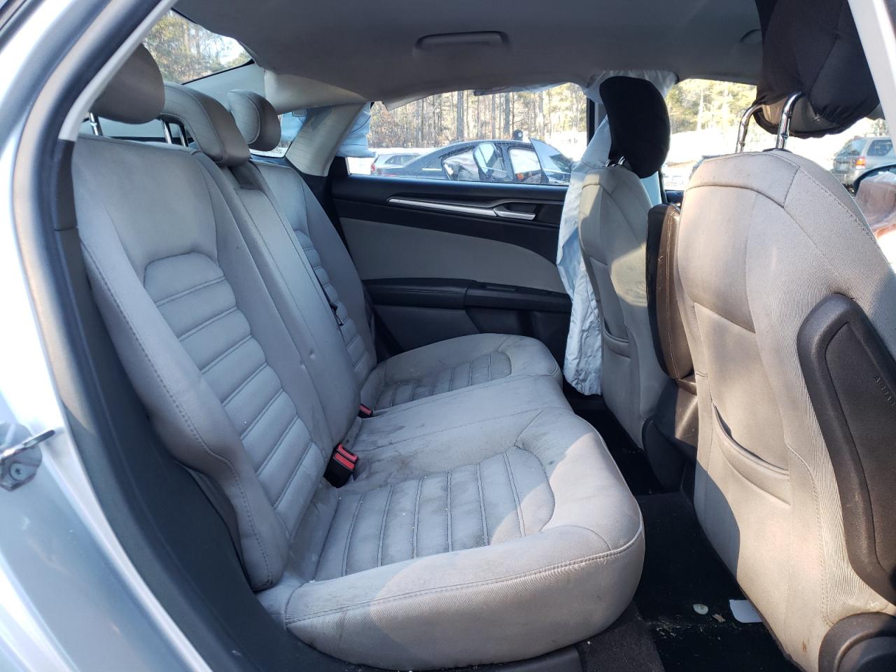 Photo 6 from auction – 2013 FORD FUSION S with VIN 3FA6P0G73DR375529