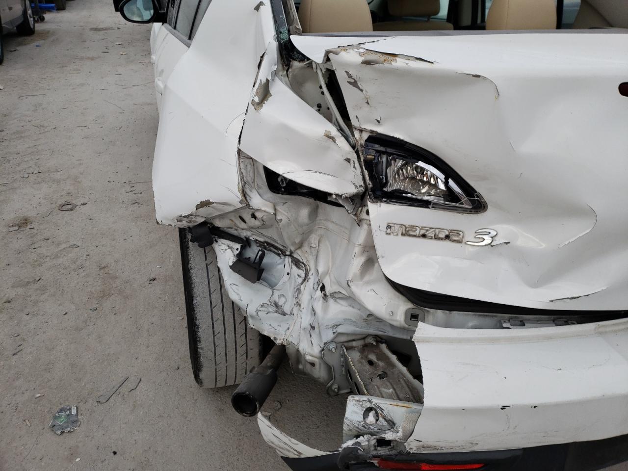 Photo 9 from auction – 2011 MAZDA 3 I with VIN JM1BL1VF3B1373629