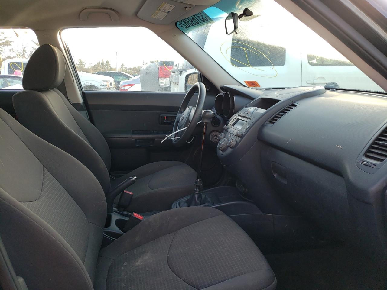 Photo 5 from auction – 2010 KIA SOUL with VIN KNDJT2A12A7195090