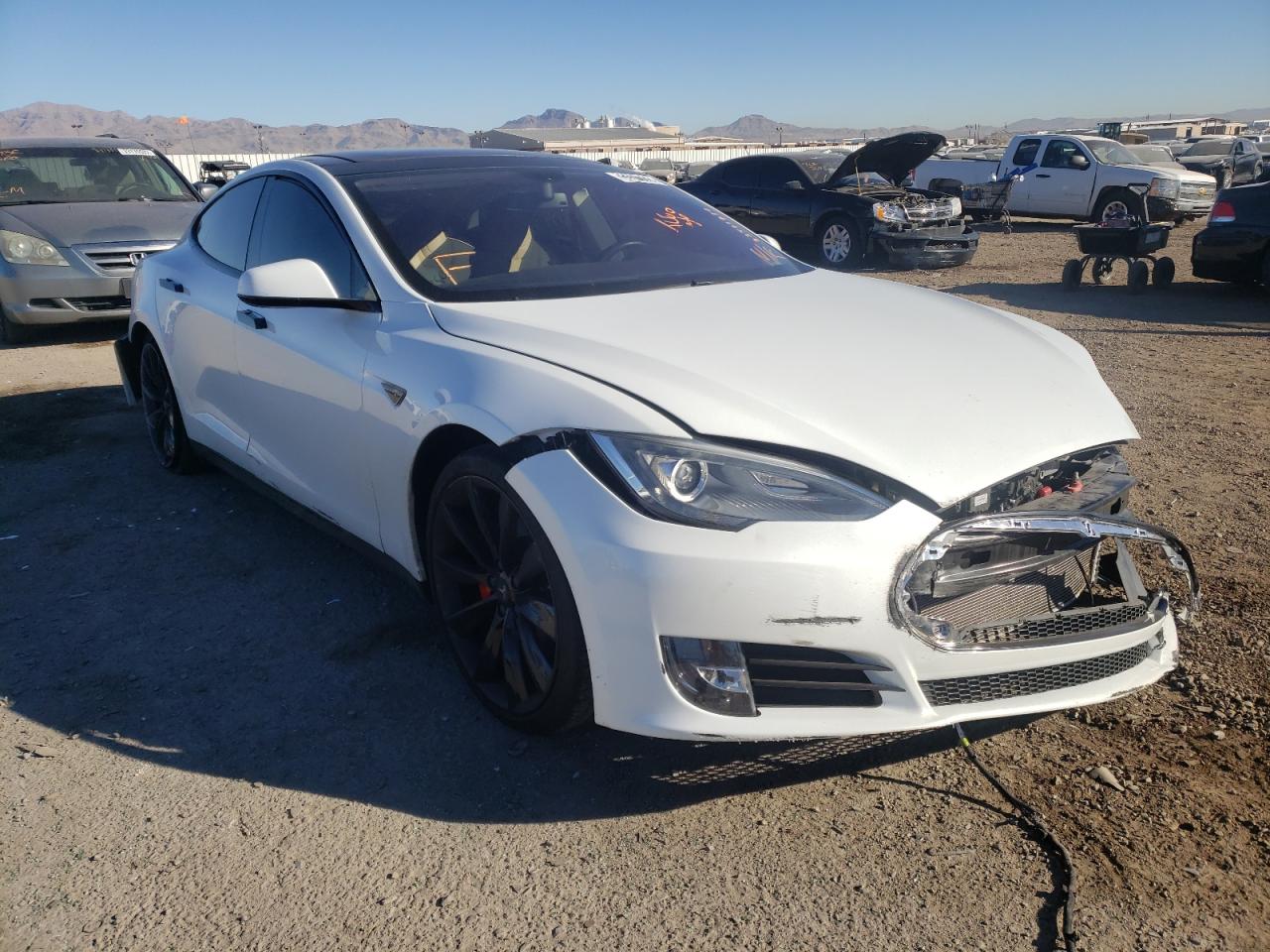 TESLA MODEL S 2013 with VIN 5YJSA1DP5DFP17360 - Photo from auction