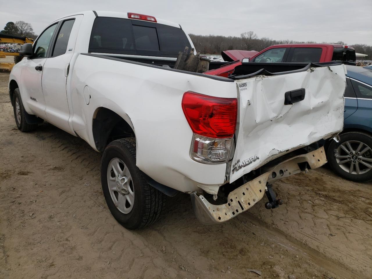 Photo 3 from auction – 2011 TOYOTA TUNDRA DOU with VIN 5TFRM5F10BX035351
