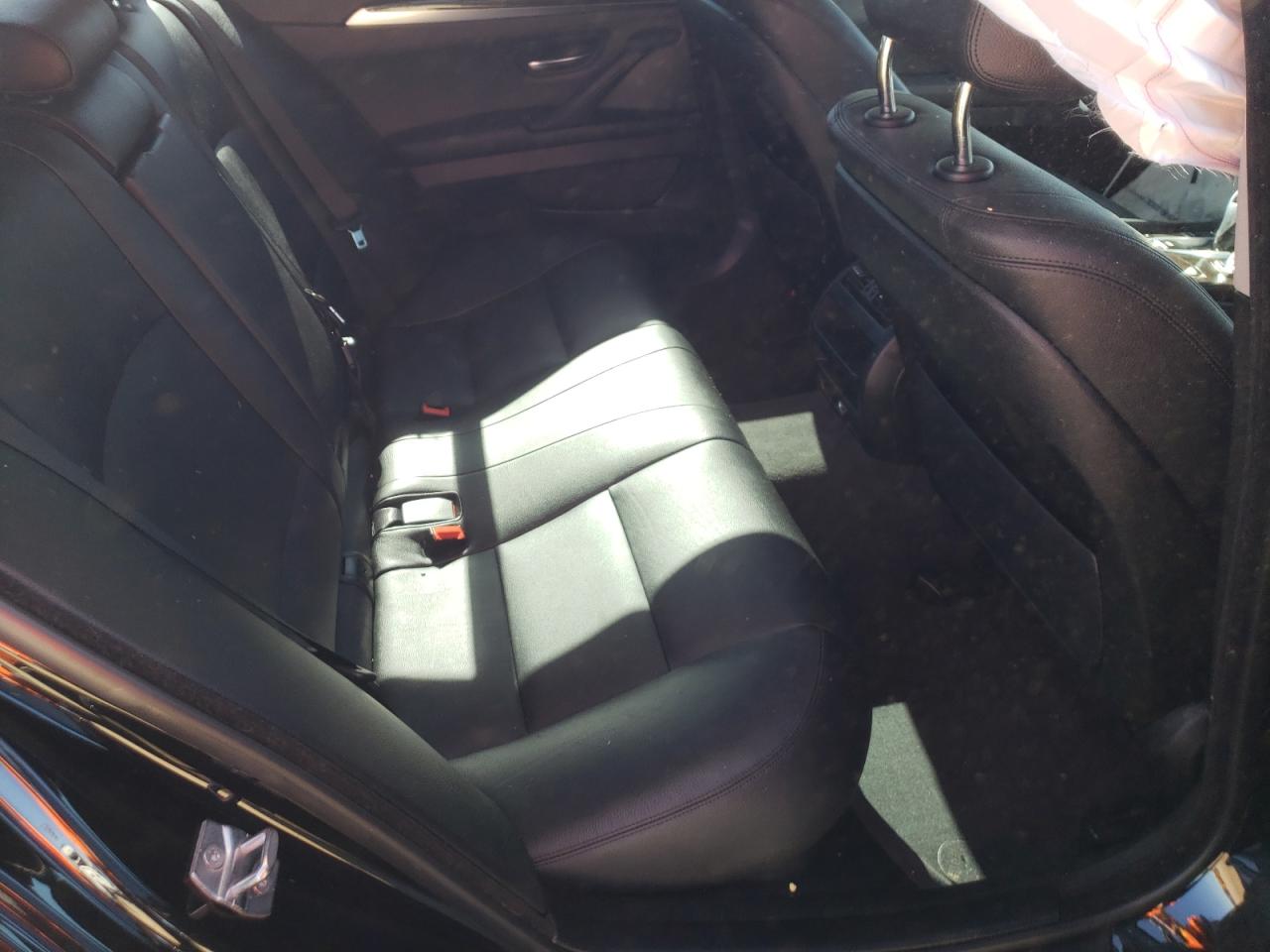 Photo 6 from auction – 2016 BMW 535 I with VIN WBA5B1C50GG134356