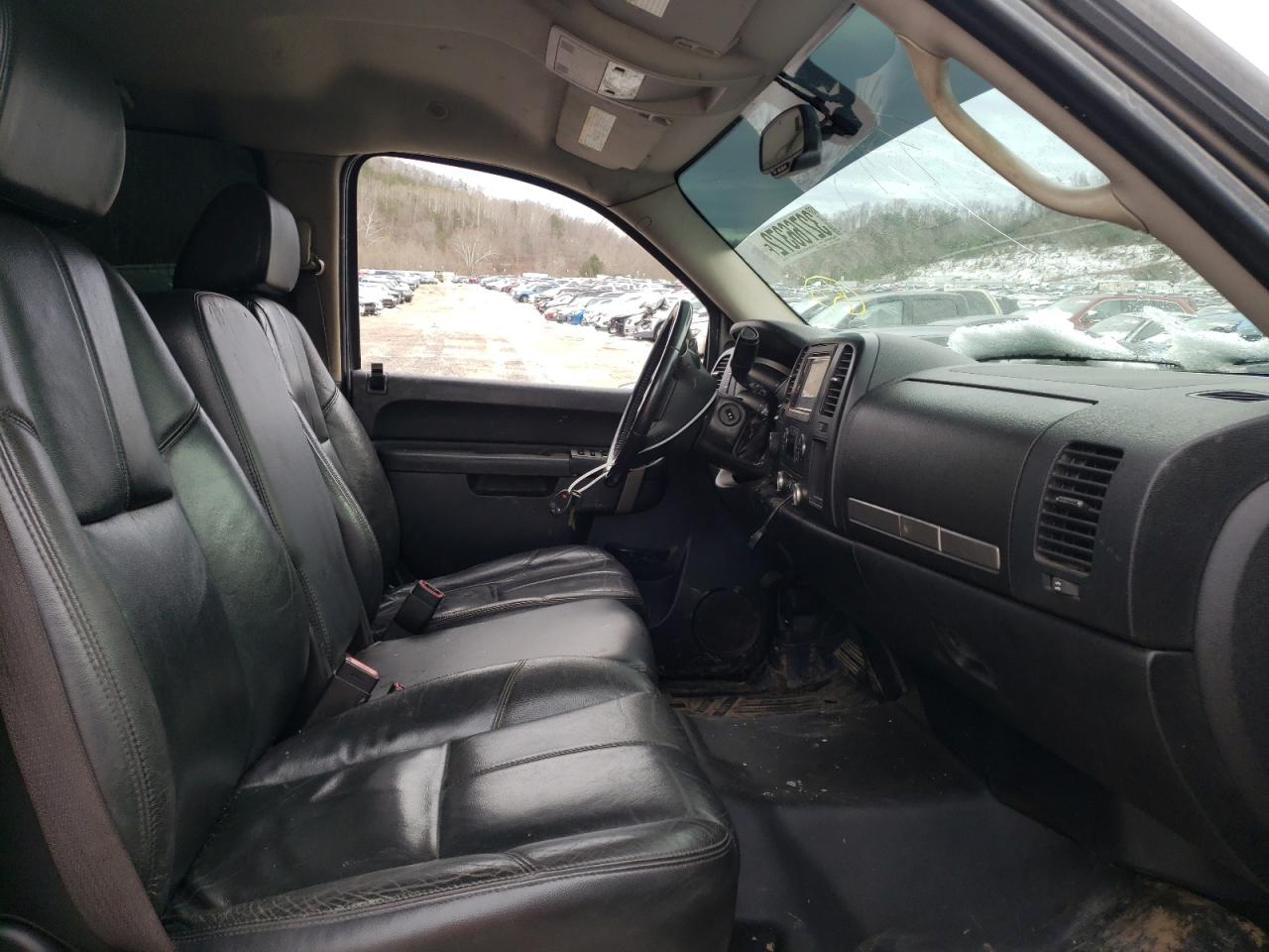 Photo 5 from auction – 2008 CHEVROLET SILVERADO with VIN 1GCHK23638F145244