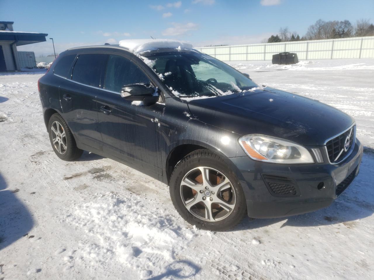 Photo 1 from auction – 2011 VOLVO XC60 T6 with VIN YV4902DZ4B2155019