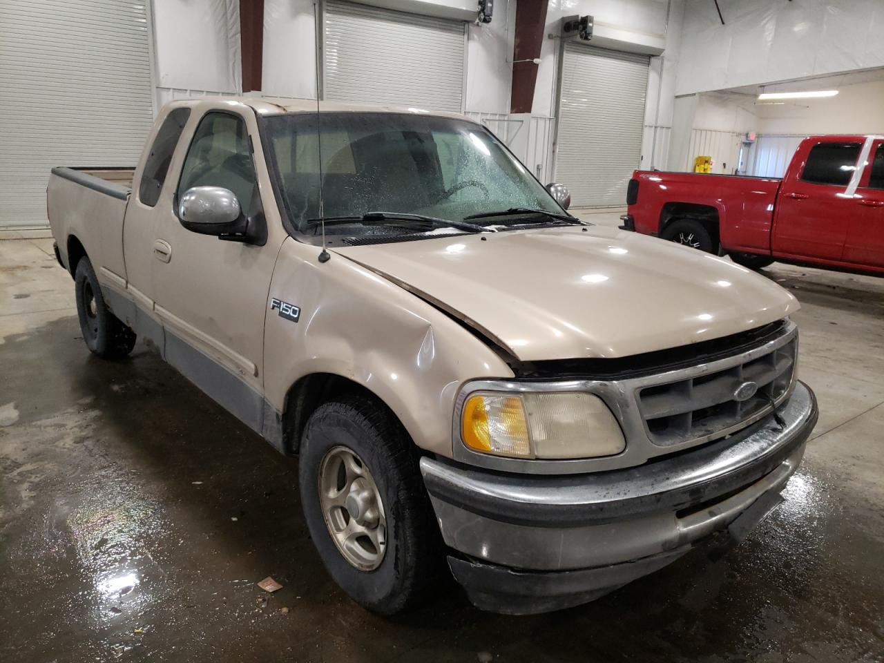 Photo 9 from auction – 1998 FORD F150 with VIN 1FTZX1729WNA47670