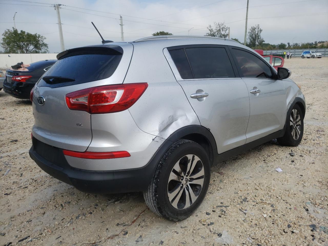 Photo 4 from auction – 2011 KIA SPORTAGE E with VIN KNDPC3A21B7028407