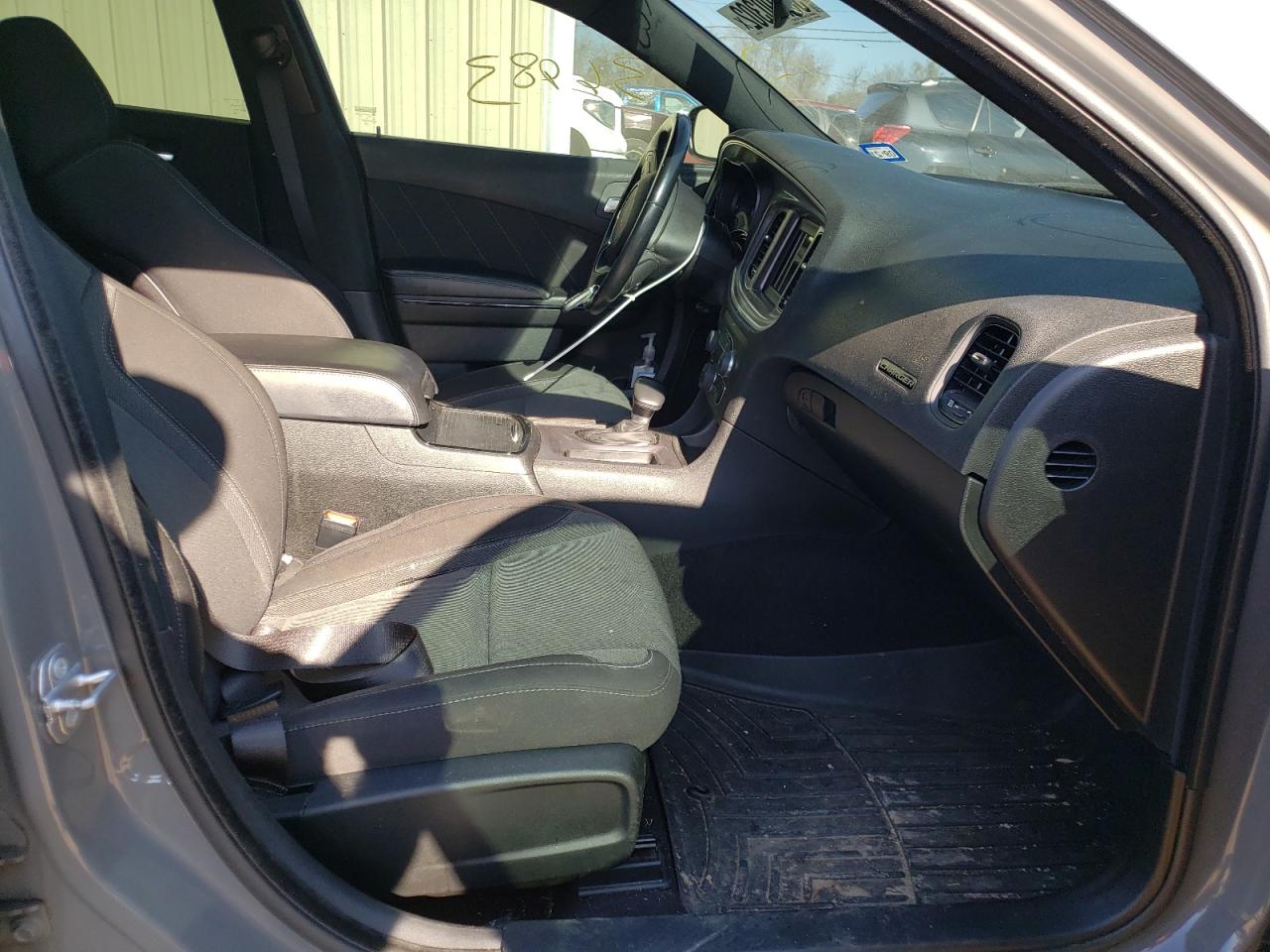 Photo 5 from auction – 2019 DODGE CHARGER SX with VIN 2C3CDXBG9KH672954